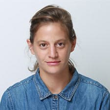 אגם שוסטר שחקנית- ביקורת על הפדיקור הרפואי של נטלי קוסמטיקס - "שלום סיימתי פדיקור רפואי אצל נתן, והכפות רגליים שלי מעולם לא נראו ככה! הגעתי כמוגדרת במצב אסון ואני יוצאת אישה חדשה , אז מומלץ בטירוף!!