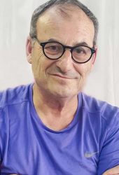 מנחם ריינשטיין-מנכ"ל ג'ונסון אנד ג'ונסון מדיקל ישראל מספר על הטיפול פדיקור רפואי שעבר בנטלי קוסמטיקס