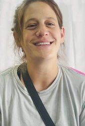 שלום , אני סיימתי פדיקור רפואי אצל נתן,
והכפות רגליים שלי מעולם לא נראו ככה!
הגעתי כמוגדרת כמצב אסון,
ואני יוצאת אישה חדשה, אז מומלץ בטירוף!"